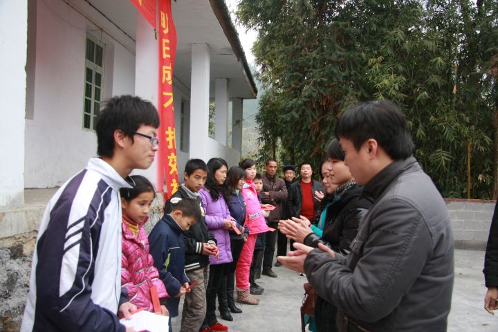 点击新窗口翻开大图